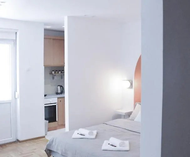 50 Apartament